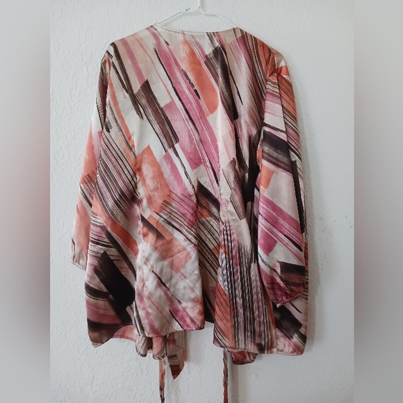 Lane Bryant Multicolored Cover 22/24 - Picture 2 of 3